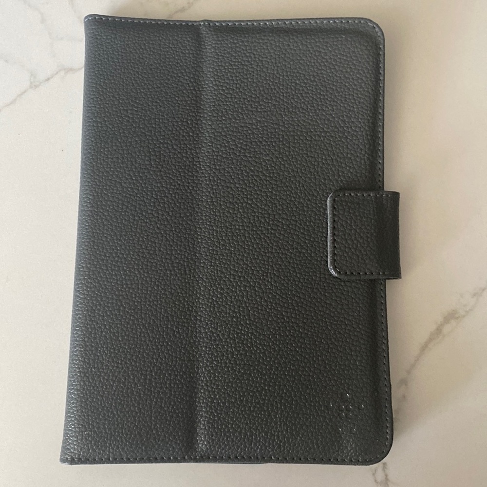 4/$10 Belkin iPad mini pebble gray cover with stand
